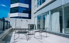 La Vie Suite Madero